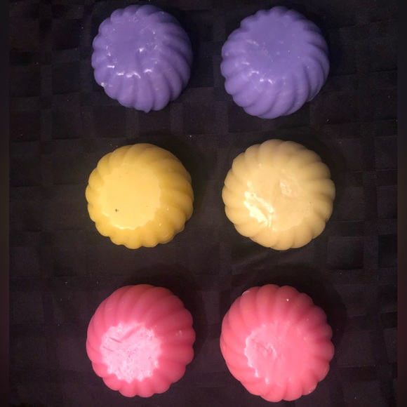 6 Hibscius Candles - Picture 2 of 6